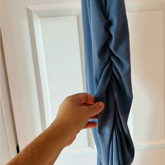 Savvi Ivy Dress - Picture 2 of 4